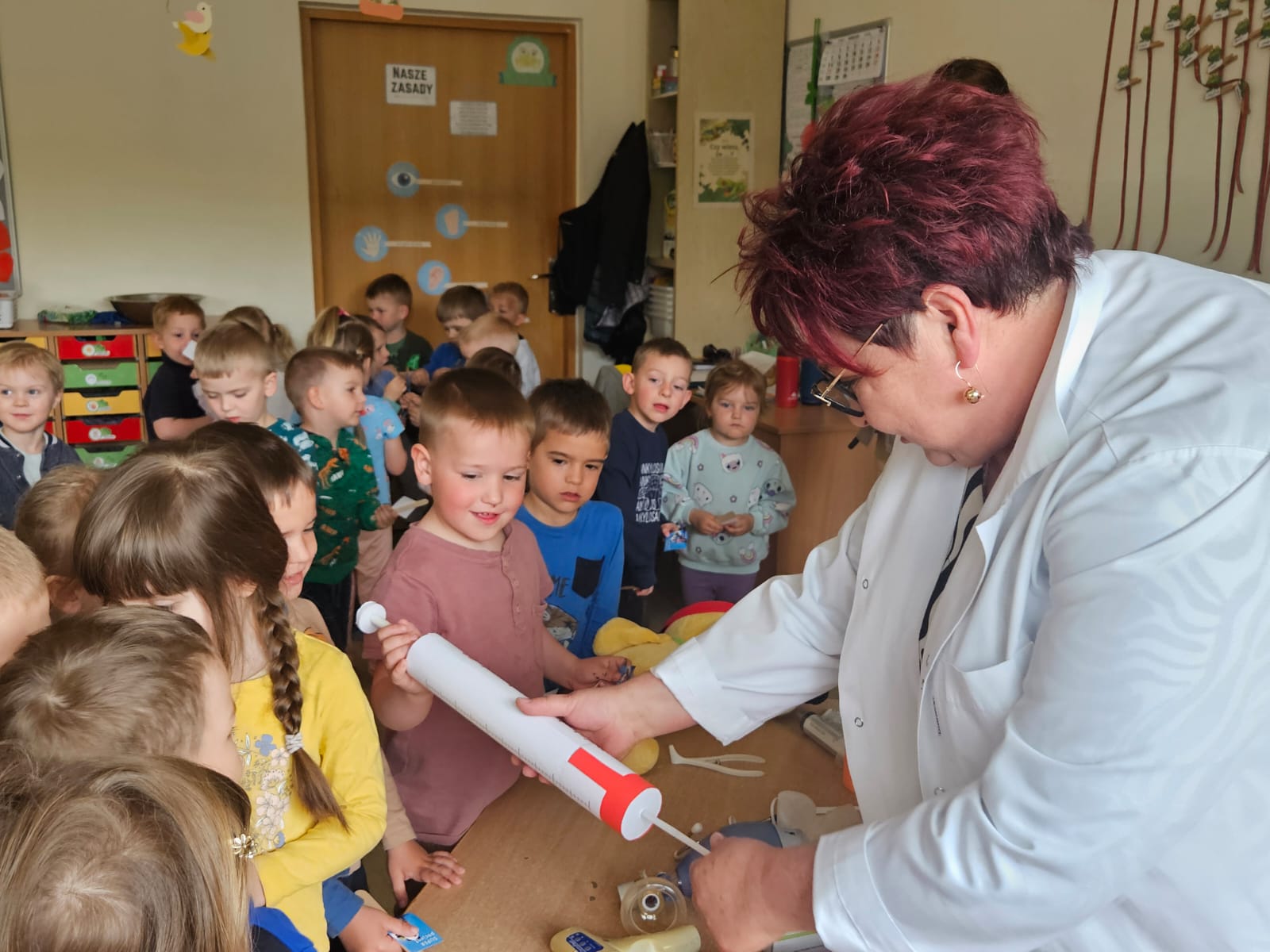 Read more about the article SPOTKANIE Z PANIĄ PIELEGNIARKĄ 👩‍⚕️💉🩺