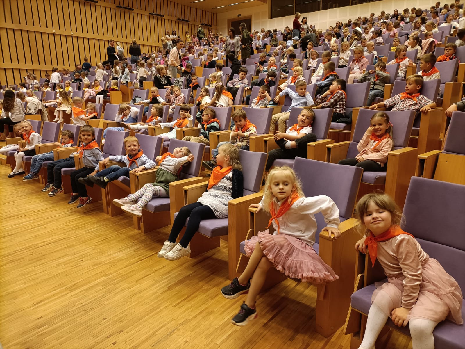 Read more about the article 🎭Żabki 🐸 w teatrze 🎭