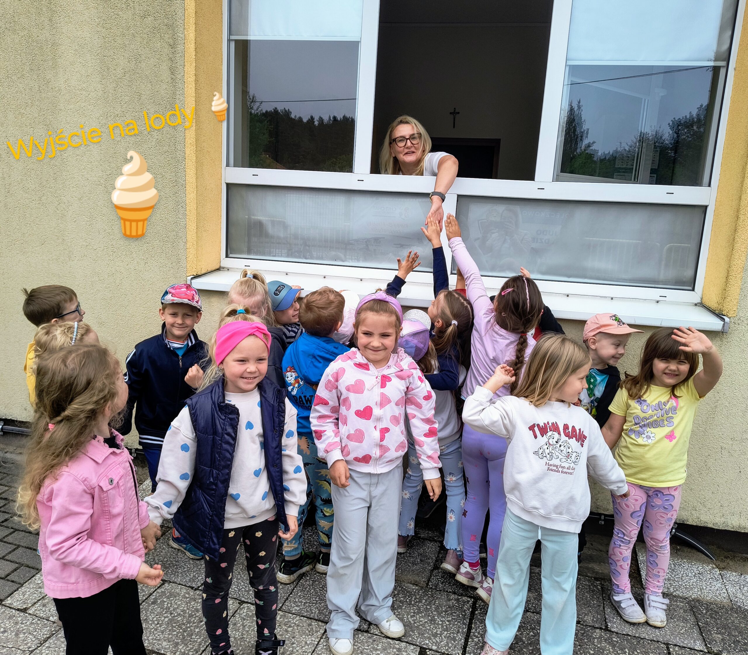 Read more about the article Wyjście Sówek na 🍦LODY🍦